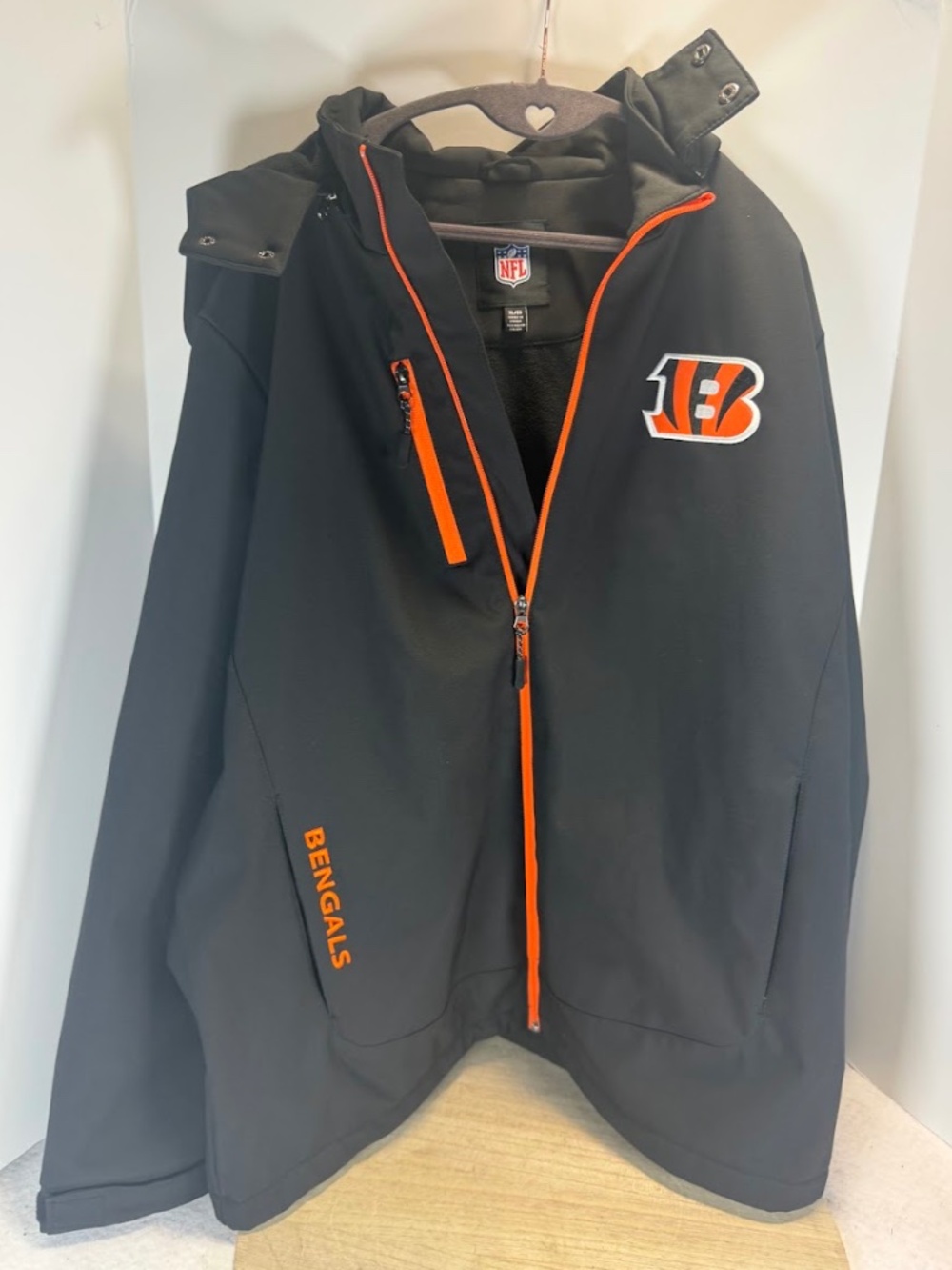 Cincinnati Bengals G-III Apparel Men’s XL Black Hooded Full Zip Jacket NFL